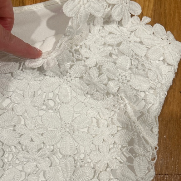 Shein | Women’s White Floral Bodysuit - Picture 3 of 16